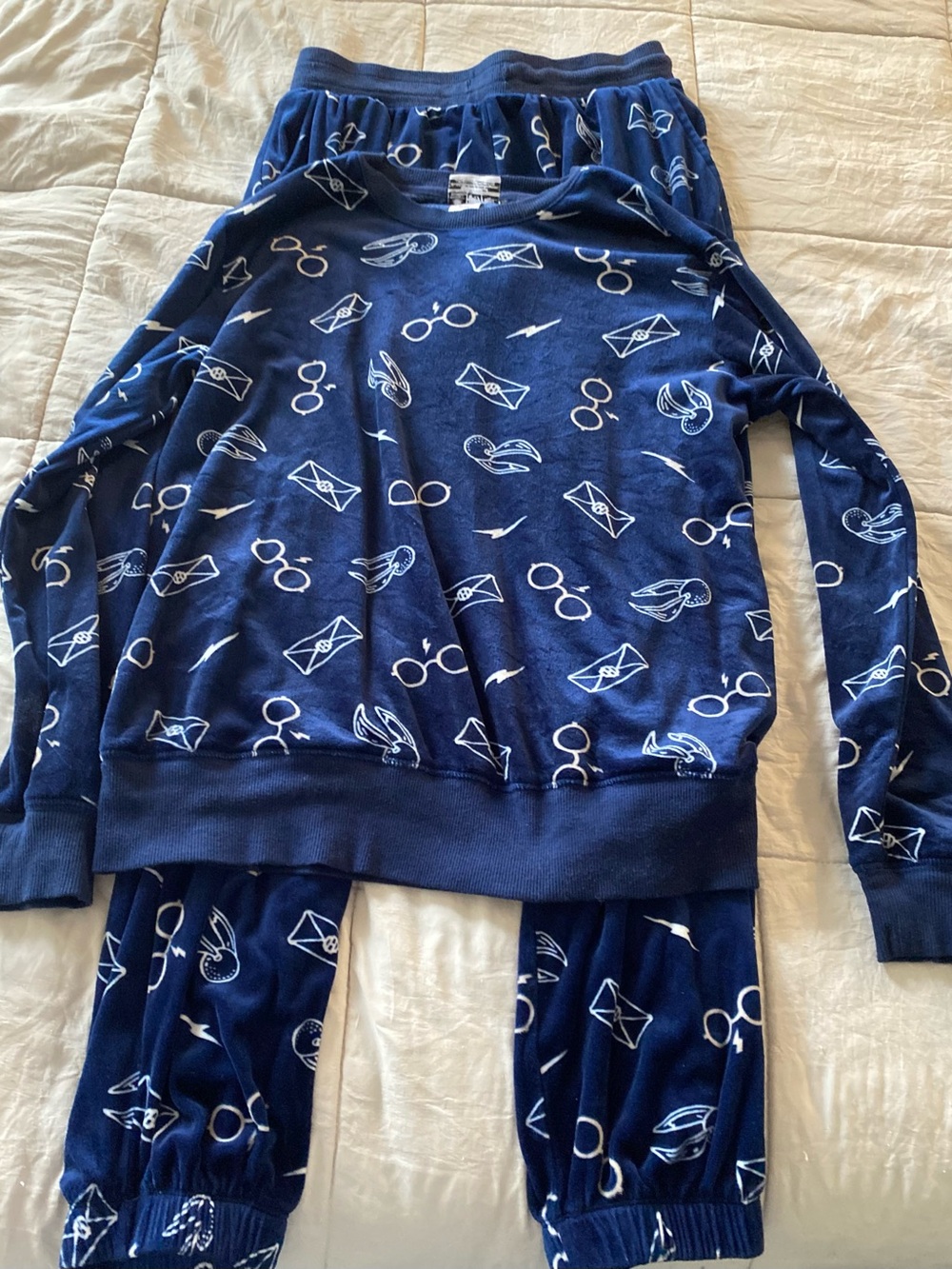 Men’s Navy Blue Set with White Print